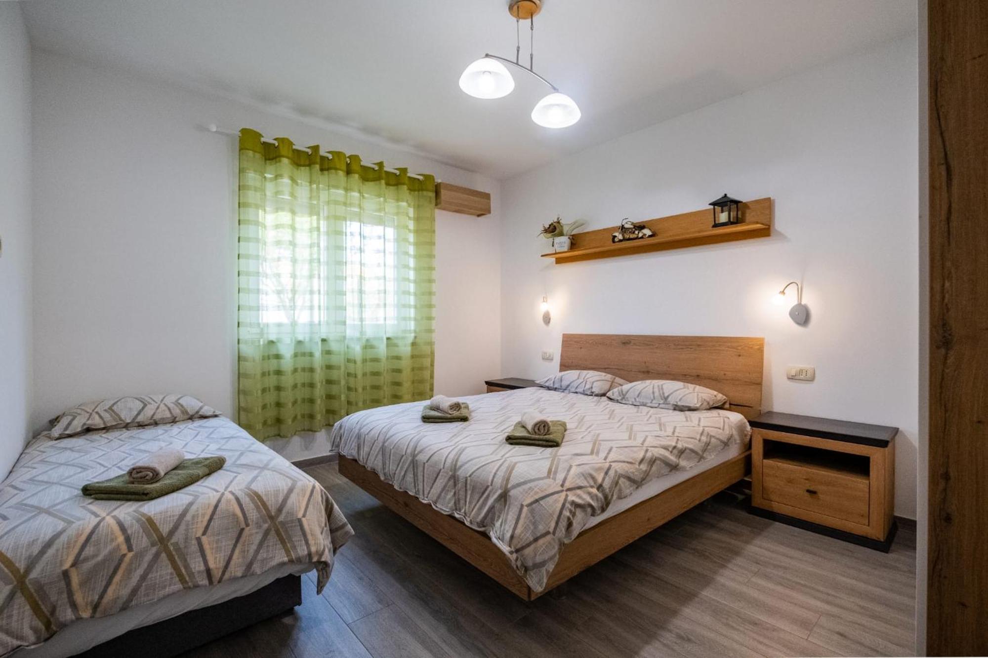 Vila Veronika 2 Pula Exteriér fotografie