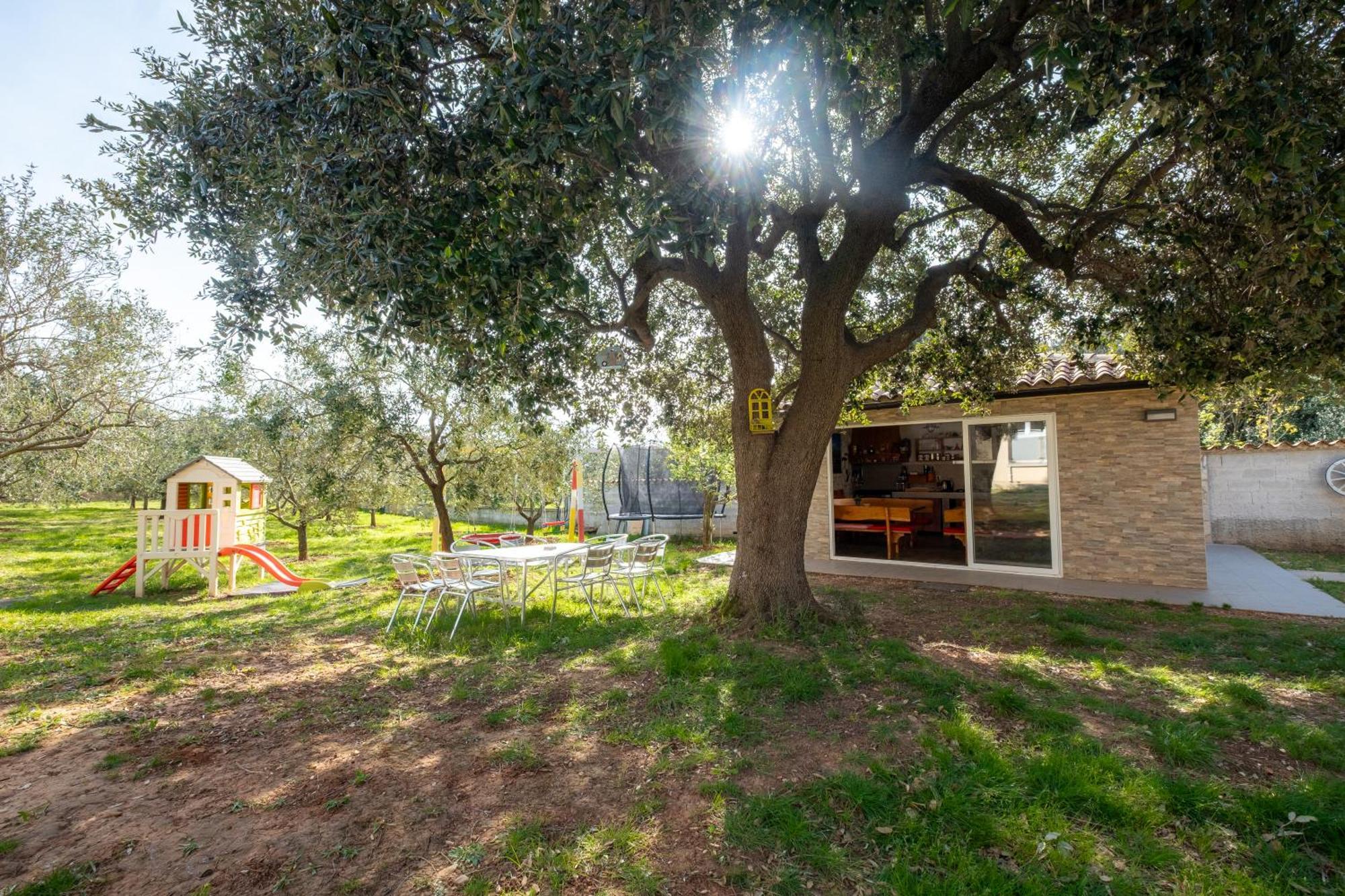 Vila Veronika 2 Pula Exteriér fotografie